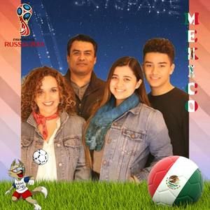 Meet your Posher, Roxana